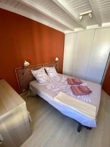 Bright, apartment type T1 bis - Right in the center of La Rochelle