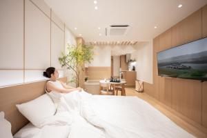 5 minutes from Busan Station, Free luggage storage, Private sauna, Private accommodation for 4 people, Couples and friends