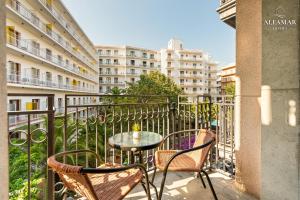 Zen Suite - Modern Apartment with Parking & Swimming Pool