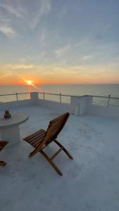 Sunset by the sea 3