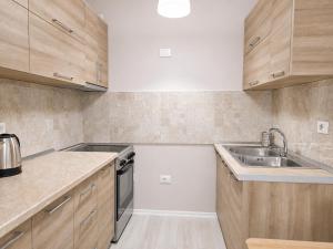 Sky Vista Apartment