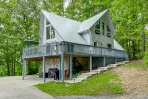 Family-Friendly Perks! Secluded Tuckasegee Haven