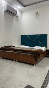 Hotel 48