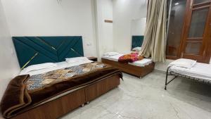 Hotel 48