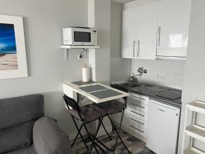 Apartment in Torremolinos 300 m from beach
