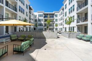 Downtown SLC 2Bed, 2Bath with Rooftop Access