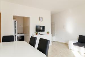 Apartment Begonia of Kumbor