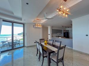Three Sixty View Beachfront Apartments