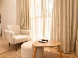 Sky Stays Petra Tower Modern Living Loft 28