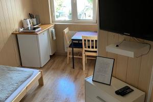 Room for 2 people with kitchenette