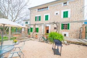 Chalet room in Can Raia
