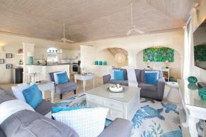 Royal Villa 2 - Private Pool Beach Club and Ocean Views