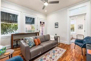 Historic Unique Getaway-Walk to 4th Ave