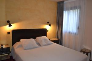 Hotels Noemys Gradignan - ex Cit'Hotel Le Chalet Lyrique : photos des chambres