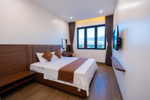 LunaB Hotel