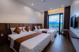 LunaB Hotel