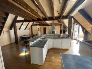 Gîte de charme, animaux OK, parking - 10 pers. - FR-1-814-200