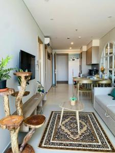 THE SONG CĂN HỘ DU LỊCH CẠNH BIỂN BÃI SAU ,THÁP TAM THẮNG - PHẠM HIẾU homestay