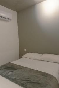 2 Quartos - Piscina Borda Infinita e Academia