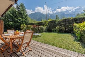 Apt Les Capucins Quiet Chamonix Base w Private Garden - Happy Rentals