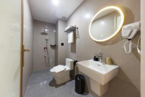 Sài Gòn Heat Hotel 2