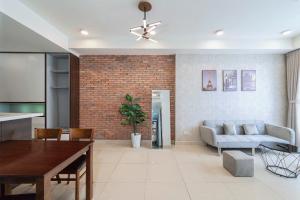 The Wooden Cozy Apatment In Ho Chi Minh Saigon