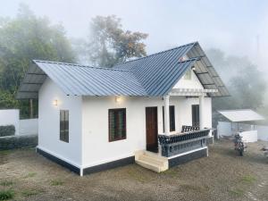 Hill on misty mountain view Homes