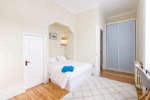 Sky Accommodations family Studios and Suites