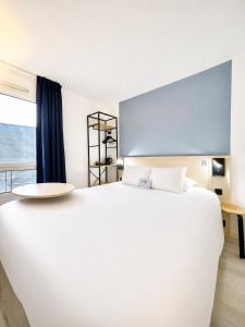 Kyriad Hôtel La Fleche
