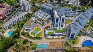 Aqua Luxe Apartment
