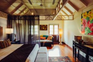 Indian Summer House