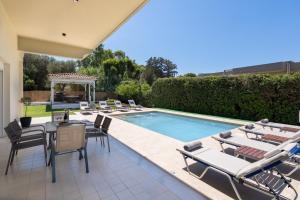 Cielo Hillside Villa