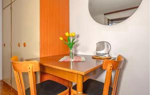 Beautiful Apartment In Crikvenica With Wifi