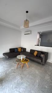 APPARTEMENT LUXUEUX ZONE TOURISTIQUE HAMMAMET NORD DERRIERE HOTEL LA BADIRA 200m de la plage