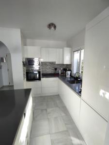 Stylish 4 bedroom Villa with private pool