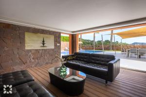 Villa Fernanda by Abahana Villas