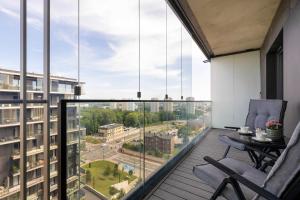 Stylish Apartment for 4 Guests with Balcony and Parking by Renters Prestige