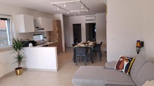 Apartment L
