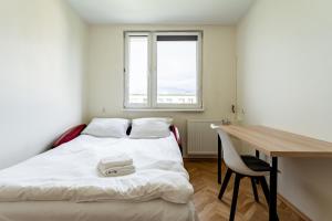 Baltic Seaside Homely Apartment by BookingHost