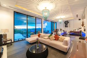 Luxury Surin Villa - Infinity Pool