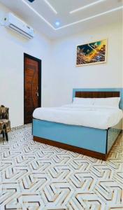 Aryan Hotel