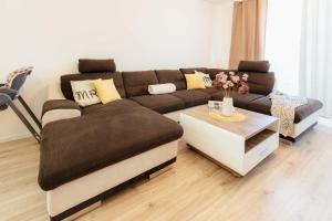 BNB Trnavska Apartment with Garage and Balcony
