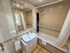 Verano Azul apartment with sea view