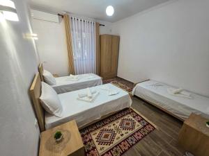 Guest House Demaj