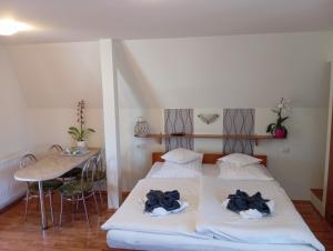 Luxor Apartmanház Bogács