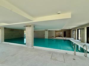 Rezydencja Niechorze F201 z Basenem, Sauną, Jacuzzi, przy samej PLAŻY - 5D Apartments