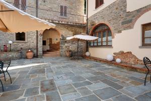 Residence con piscina La Ferriera
