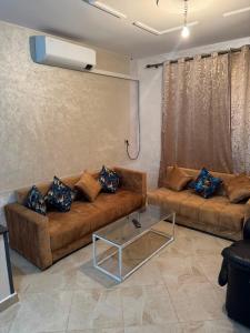 BEL APPARTEMENT CENTRAL À 10min DE LEAU SAIDIA