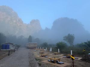 Ozone homestay khaosok โอโซน โฮมสเตย์ เขาสก