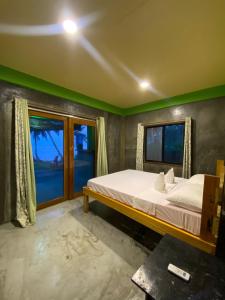 Kapunoan Beach House